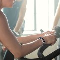 Miniatyrbilde 4 av 5: 2 stk. stropper kompatible med Samsung Galaxy Fit SM-R370,Colo