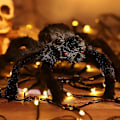 Miniatyrbilde 5 av 5: Edderkoppnett 60 LED 3,25 fot diameter lys opp edderkoppnett Halloween dekorasjon svart utstoppet edderkopp T