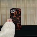Miniatyrbillede 3 af 4: Skildpadde-Retro Telefonhus Kompatibel med iPhone16ProMax2021 Chic Amber Brown Leopard Print Mode Klassisk Blød Ul