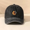 Miniatyrbillede 4 af 5: Retro Rainbow Flag Denim Cap, Fotofarve, One Size