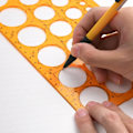 Miniatyrbilde 4 av 5: Sirkelmal i plast med 36 sirkler, sirkelformet linjal for tegning, måling og design, stålnett for tegning (oransje)