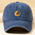 Miniatyrbillede 2 af 5: Retro Rainbow Flag Denim Cap, Fotofarve, One Size