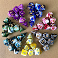 Pikkukuva 1 / 5: 49 kappaletta DND-noppasetti, 7 settiä polyesteristä D&D-noppaa 7 pussukan kanssa Dungeons & Dragonsille, D&D-noppaa pussukoissa RPG DND:lle