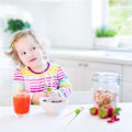 Miniatyrbillede 4 af 5: 2 par børnetrænings spisepinde, børne spisepinde er genanvendelige Nemme at bruge spisepindshjælper Børn