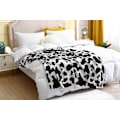 Miniatyrbillede 3 af 5: 130x150cm Ko-mønstret Flannel Fleece Tæppe til Sofa Soveværelse Stol Letvægts Dyreprint Sof