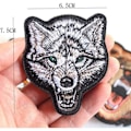 Miniatyrbilde 2 av 5: Taktisk hylende ulvehode brodert patch, brodert med en