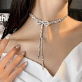 Miniatyrbillede 2 af 5: Sølv Lang Choker Halskæde med Krystalbue til Kvinder Piger