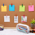 Miniatyrbild 2 av 5: 50 Färgglada Push Pins-set med Träklämmor, Hållbara Trä