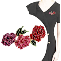 Miniatyrbild 4 av 4: Fashionabel ros brosch Rhinestone legering botanisk corsage koreanska populära klädtillbehör