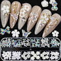 Miniatyrbild 4 av 4: 1 Set Akryl Fjäril Blomma Björn Nagelkonst Hänge Konst, Multi-formad Pärla Rhinestone Gyllene Metall Applikation Smycken A