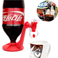 Miniatyrbillede 1 af 4: （2 stk., 16,5 x 17,5 x 10,3 cm） Populær Coca-Cola-flaske omvendt drikkevand