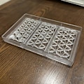 Miniatyrbild 2 av 4: Polykarbonat Pyramidal Chokladform Stor Polykarbonat Godisform
