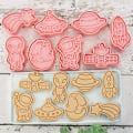 Miniatyrbillede 2 af 5: 8 stk./sæt Space Astronaut Biscuit Form 3D Cartoon Cookie Form