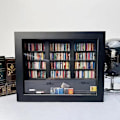 Miniatyrbilde 5 av 8: Bokhylle Miniatyrbok Matchbokser Dukkehustpynt A3