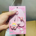 Pikkukuva 1 / 8: Kawaii Sarjakuvanukke Avaimenperä Laukun Koriste Yleiskäyttöinen Matkapuhelin A8