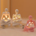 Miniatyrbillede 2 af 7: Tænker Statue Lys Tulipanbog Skulptur Natlampe A