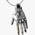 Pikkukuva 1 / 7: Mekaaninen bioninen käsi -riipus, liikkuvat sormet, robottikäsi-kaulakoru A1