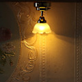 Pikkukuva 2 / 8: 1:12 Nukkekodin miniatyyri LED-kattolamppu Kattokruunulelu