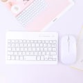 Miniatyrbild 1 av 5: Trådlöst tangentbord Tablet Dator Bluetooth Tangentbord Mus Set White