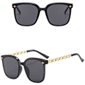 Miniatyrbilde 4 av 8: Firkantede solbriller for kvinne Big Frame Black Mirror Solbriller golden 20cm