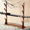 Miniatyrbild 5 av 5: Svärdställ Trä Svärd Katana Hållare Ställ Skrivbordsfäste Samurajsvärd Display Svärd Organisering Ljussabel Displayställ för Flöjt Svärd Tan Co