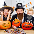 Miniatyrbild 4 av 4: 4 st falska skägg, Halloween skägg, tomteskägg, vitt långt hår, svart skägg, festskägg