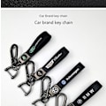 Pikkukuva 2 / 5: Auton nahkainen pyörän avaimenperä metallipinnalla | Raskas avaimenperä | Avaimenperä ja koukkuosat hopeaväriset Silver Hardware BMW