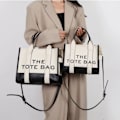 Miniatyrbillede 3 af 4: 2024 Ny Dame Canvas Taske, Trendy PU Læder Håndtaske, Top Håndtag Taske, Casual Crossbody Taske GRÅ (20cm<Max Længde<30cm)