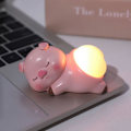 Miniatyrbillede 1 af 5: Tegneserie Pop Klem Røv Stress Relief Fidget Legetøj Med Silikone Røv LED Natlampe LGL Pig