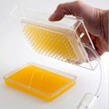 Pikkukuva 3 / 4: Molekyyligastronomian kaviaarintekosetti - Suodatin, Sferifikaatiopipetti LGL
