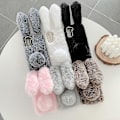 Miniatyrbillede 5 af 5: Kaninformet Fluffy Fur Belagt TPU Telefon Cover Shell til Samsung Galaxy S21 5G/4G LGL Multicolor Style C