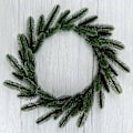 Miniatyrbilde 5 av 5: 24 Pakke Kunstige Grønne Furu Kvister for Julekranslaging, Kranselagingstilbehør og Juledekorasjon for Hjemmehage (B) (LGL)