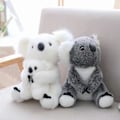 Miniatyrbillede 4 af 5: Plysdukke Sød Blød Simulation Koalabjørn Plyslegetøj Udstoppede Koala til Børn LGL Grey M