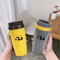 Miniatyrbild 3 av 4: Bärbar Twizz Mugg Läcksäker Resemugg med Sugrör Dubbla Lager Isolerad Silikon Twist Design Varma/Kalla Dryckesmuggar för Barn Studenter Jika LGL Yellow C