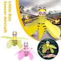 Miniatyrbild 11 av 11: Flygande Fée Honungsbi Dockor Magiska Julklappar Infraröd Kontroll Induktioner Snabbt~ yellow one-size