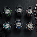 Miniatyrbild 11 av 11: Digital Lysande Unisex Sport Vattentät Klocka Herrklockor Mode Damarmbandsur A7K9 Red One size