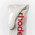 Miniatyrbild 7 av 11: Rhode Peptide Läpptoning Behandling Återfuktande Läppglans Balsam 8-Färger strawberry  10ML