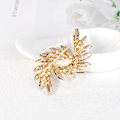 Miniatyrbild 5 av 5: Broscher Pins Roterande blomma Broscher Modekläder Accessori