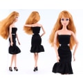 Miniatyrbild 2 av 5: Barbie Kläder 4 delar Kläder Tillbehör Kommer Kläder Lämpliga