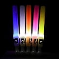 Miniatyrbilde 4 av 5: Lysstaver 3 Moduser LED Lysstaver Fargerike Blinkende Lys Selvlysende Festartikler Gjenbrukbare LED Dekorasjoner Hvit White