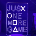 Miniatyrbilde 3 av 3: Kreativ gave Spillromdekorasjon Nattelys Crack Modell Crack Base Game Over Crack Touch Colorful Set