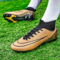 Miniatyrbillede 5 af 5: Fodboldstøvler til mænd Anti-slip Fodboldstøvler Knopper Græs Fodbold Sneakers 3A1126A Gold 45