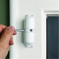 Pikkukuva 2 / 5: 20-70 kg vit zinklegering Justerbar ytmonterad automatisk fjäder
