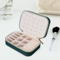 Miniatyrbild 2 av 7: mu Velvet Smyckeskrin Organizer, Lager Dubbel Bärbar Resesmyckeskrin, Resesmyckeskrin, Ringar Örhängen Halsband Armband Smycken Present Rectanglegreen