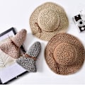 Miniatyrbild 2 av 8: Solhatt i halm för kvinnor, damer, hopfällbar, bredbrättad, med rosett, justerbar, strandhatt, elegant hinkhatt, UPF 50 UV-skydd, bekväm Khaki One Size