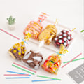Miniatyrbillede 6 af 7: 600 stk. prikkede snoede bånd, blandede farver PET posebånd, snoede bånd til slikposer, godteposer, kaffeposer, snacks, kagepops, festartikler (6 farver)