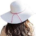 Miniatyrbilde 1 av 2: Kvinner Foldable Floppy Bred Brede Brede Solhatt Sommer Strandhatt UV UPF 50+ 05Style White