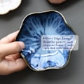 Miniatyrbild 4 av 8: Keramisk Skedstöd, Tepåsehållare, Blomformigt Skedställ Köket, Såsfat, Sushi Sojasås Dippa Skål, Kaffestation Dekoration Kaffeaccessoarer Dark Blue