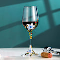 Miniatyrbillede 3 af 8: Håndmalede emaljerede blomster blyfri vinglas, 320 ml/10,8 OZ røde/hvide krystalvinglas (blå kop lilje) Blue Cup Lily