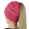 Miniatyrbild 5 av 5: 1 st Ponytail Messy Bun Tail Kvinnors Solid Ribbad Mössa Cap Tom Hat Stickad Ullmössa（röd）